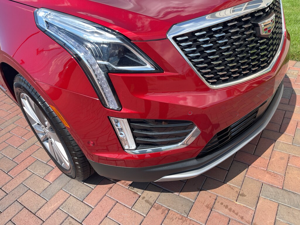 2024 Cadillac XT5 Platinum Premium Luxury photo 4