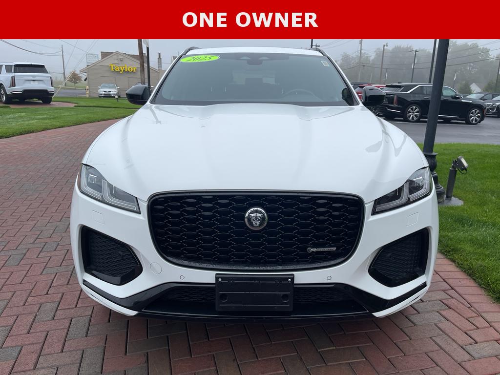 2025 Jaguar F-PACE P250 R-Dynamic S photo 3