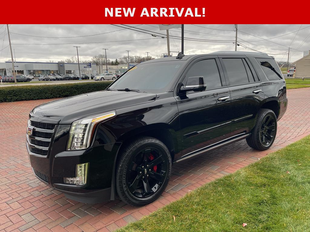2019 Cadillac Escalade Premium Luxury's photo