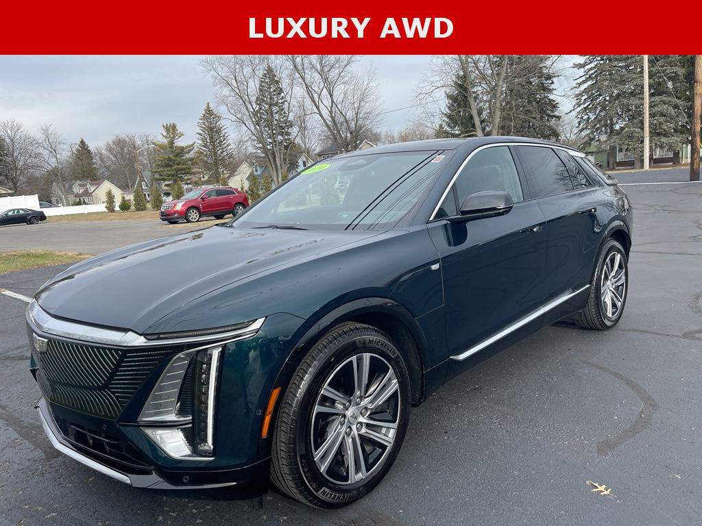 2024 Cadillac LYRIQ Luxury 1's photo