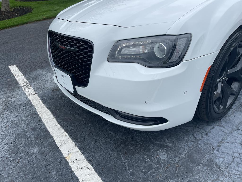 Used 2022 Chrysler 300 S with VIN 2C3CCABG7NH150764 for sale in Toledo, OH