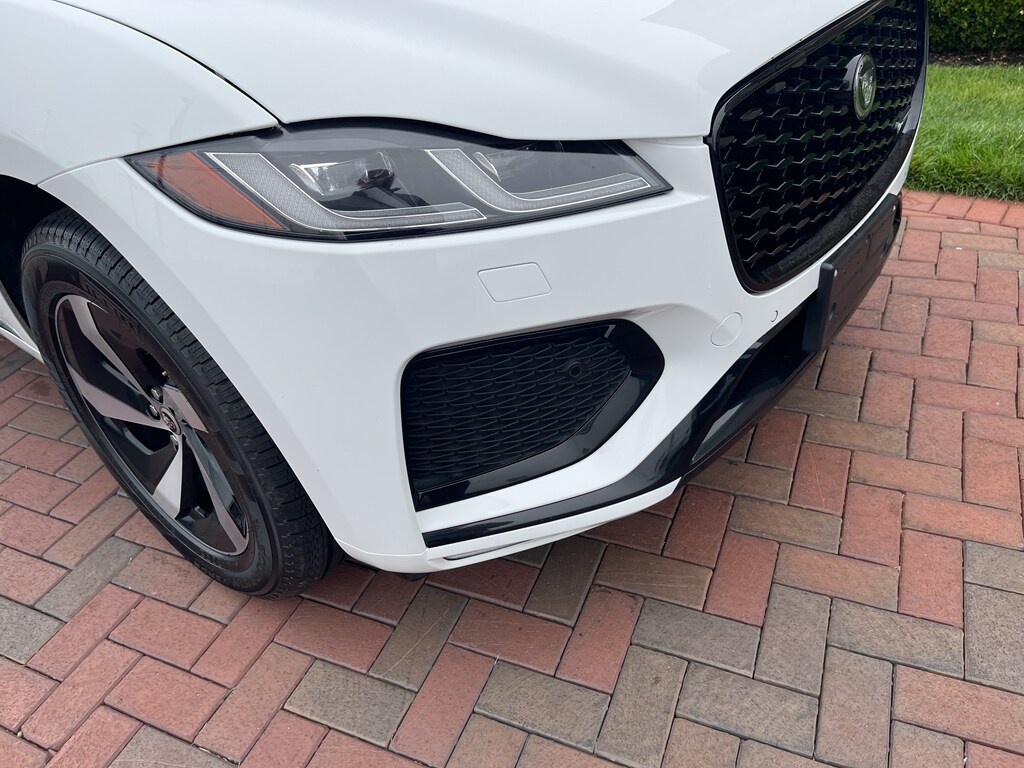 2025 Jaguar F-PACE P250 R-Dynamic S photo 4