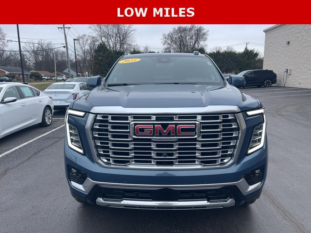 Used 2025 GMC Yukon XL Denali SUV