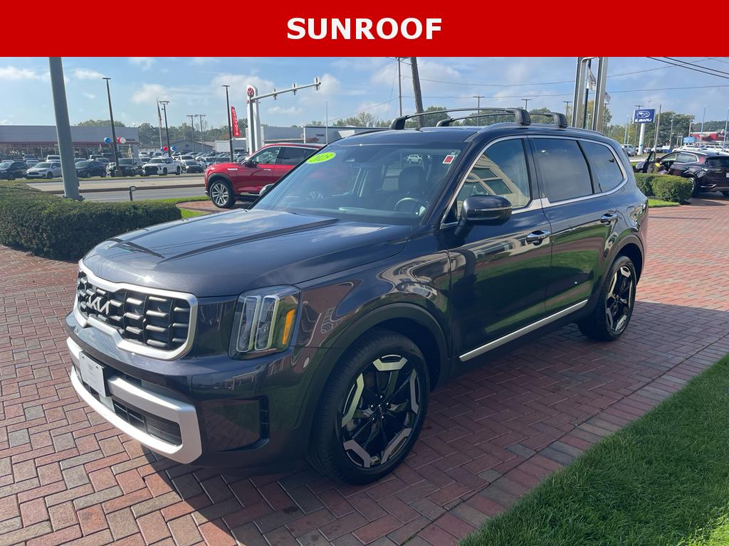 2025 Kia Telluride S photo 2