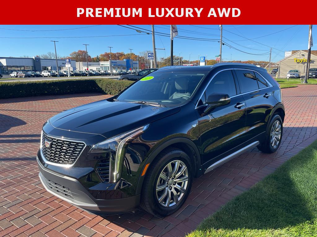 2023 Cadillac XT4 Premium Luxury