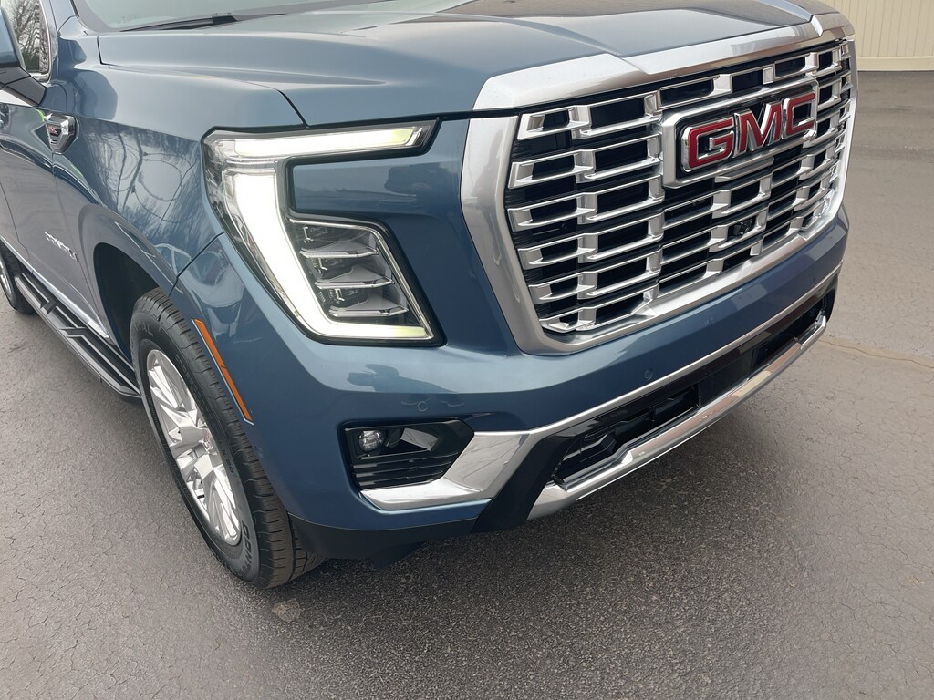 Used 2025 GMC Yukon XL Denali SUV