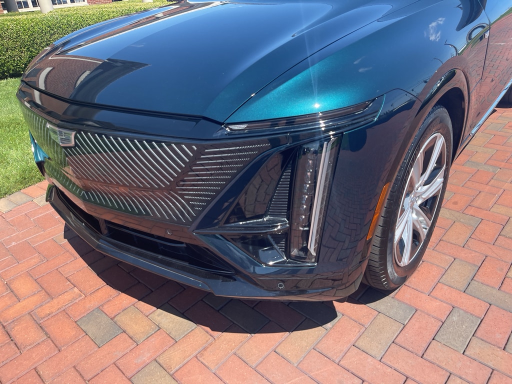 Used 2024 Cadillac LYRIQ Tech with VIN 1GYKPMRL4RZ139365 for sale in Toledo, OH