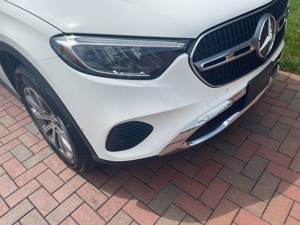 2024 Mercedes Benz GLC 300 photo 4