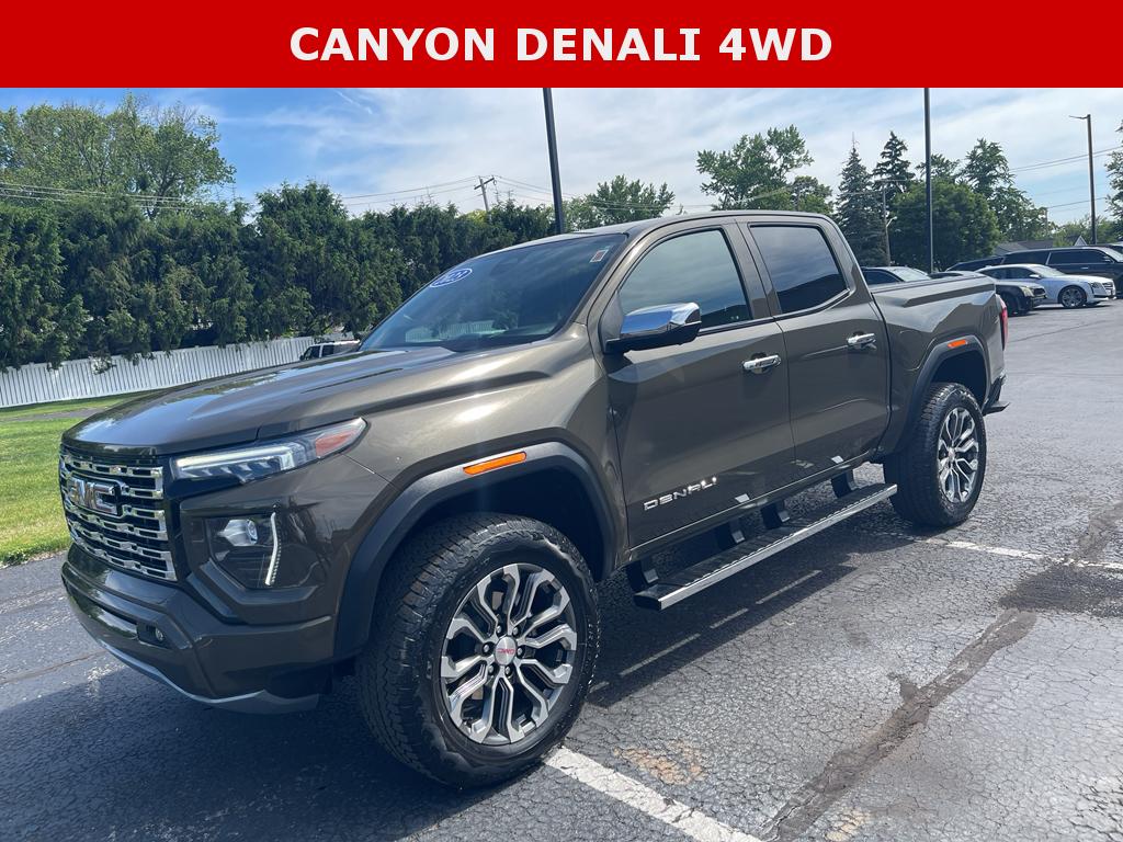 2023 GMC Canyon 4WD Denali Crew Cab Short Box's photo