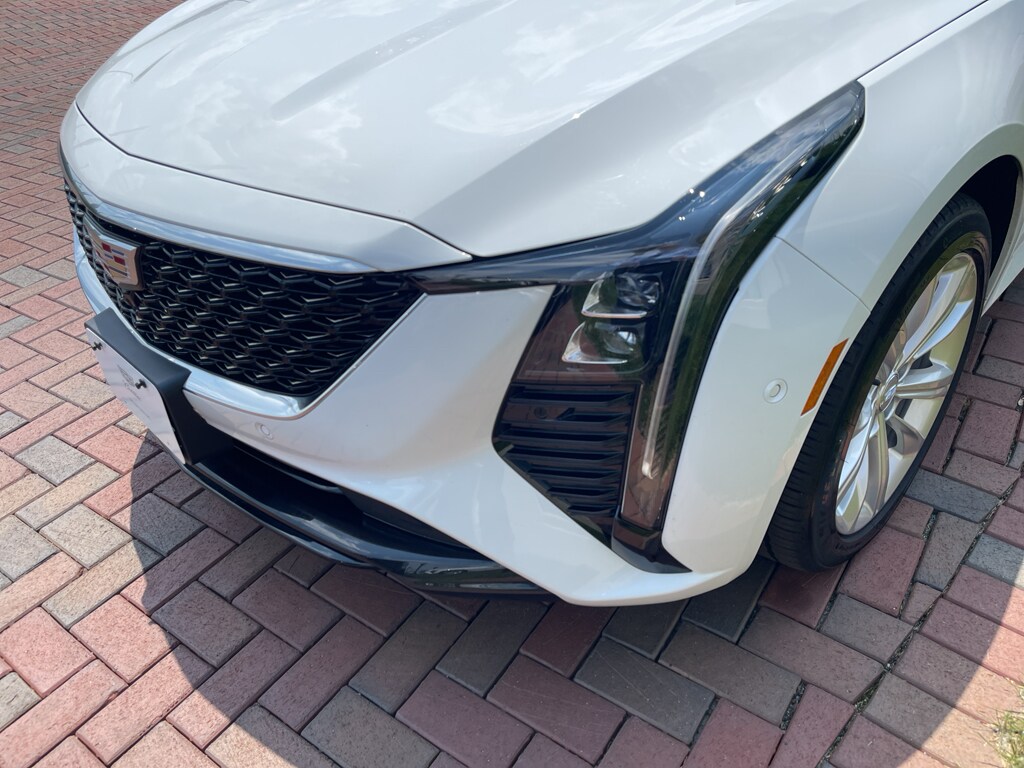 2025 Cadillac CT5 Premium Luxury photo 2
