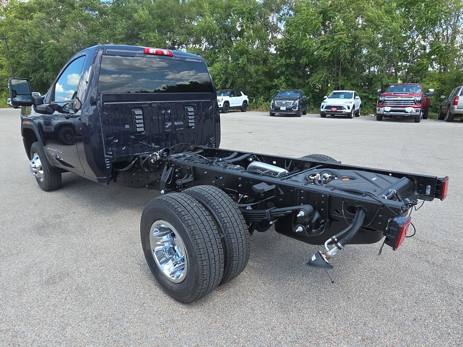 2026 GMC Sierra 3500 Chassis Cab SLE - Photo 6