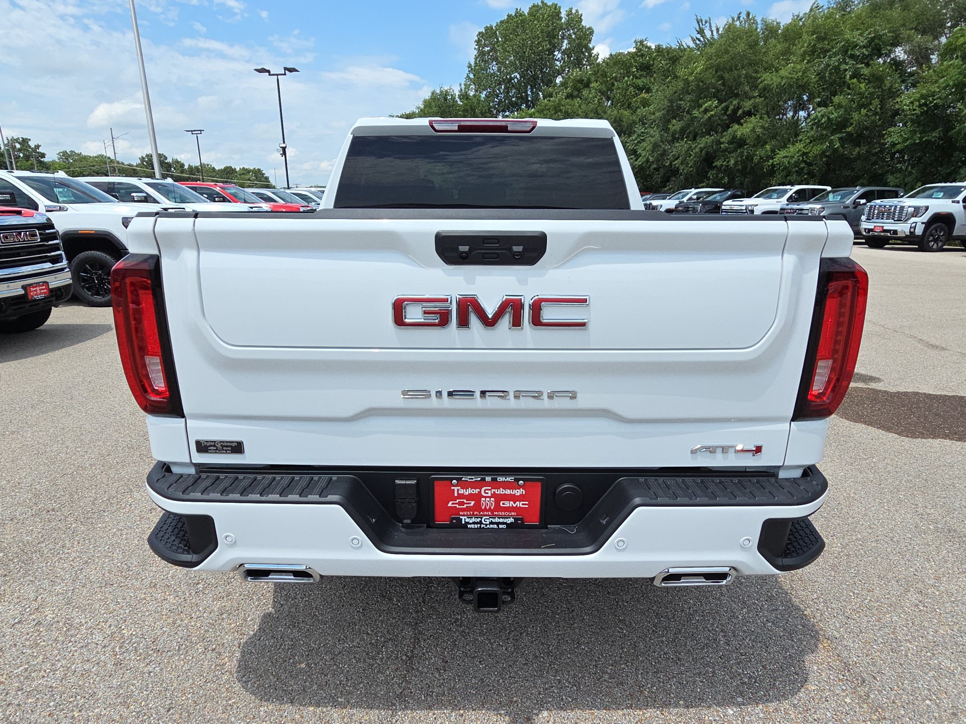 2026 GMC Sierra 1500 AT4 - Photo 7