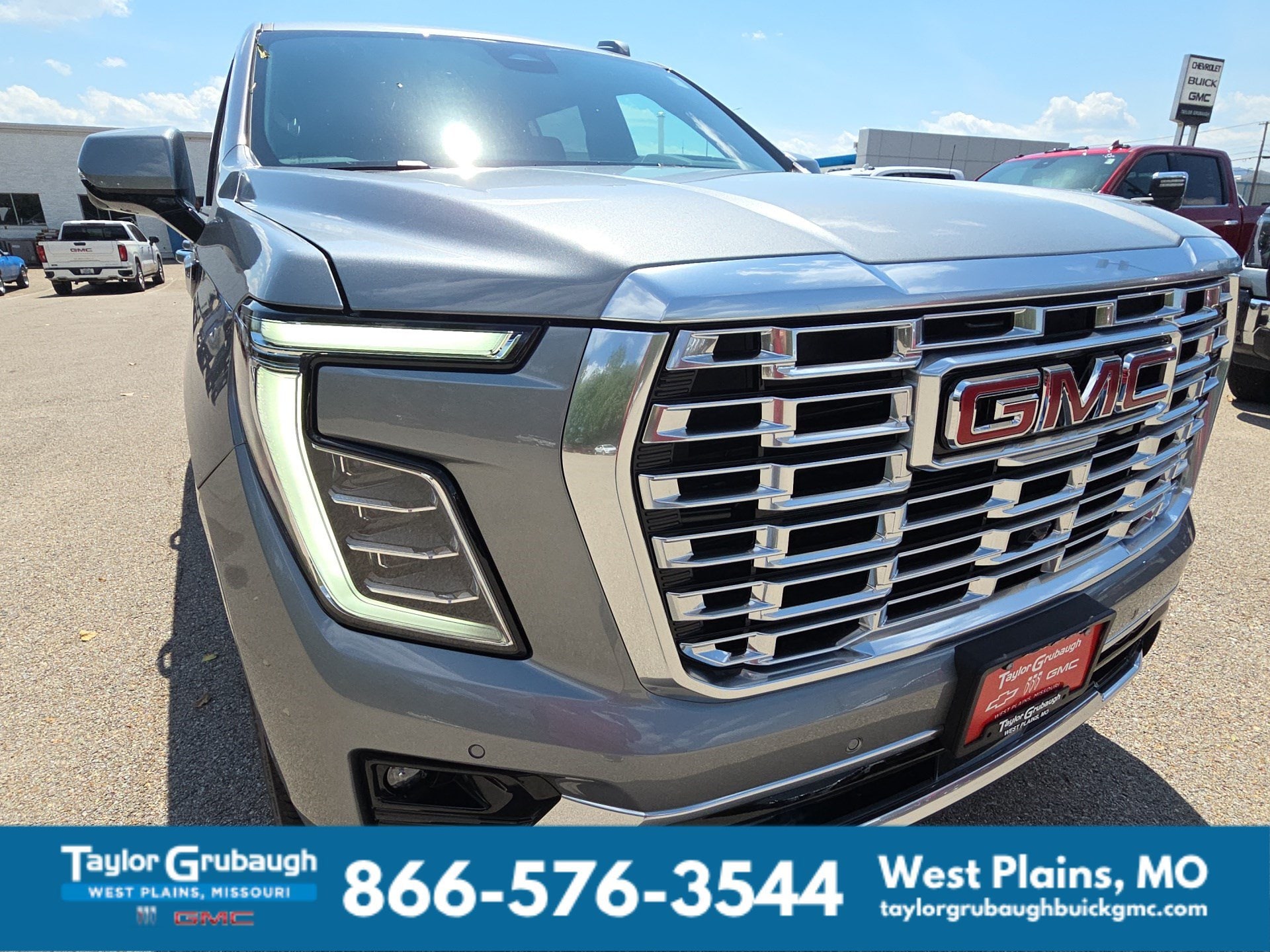 2026 GMC Yukon XL Denali - Photo 11