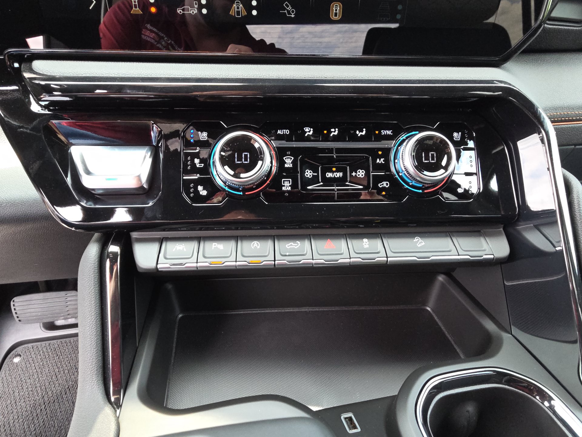 2026 GMC Sierra 1500 AT4 - Photo 25
