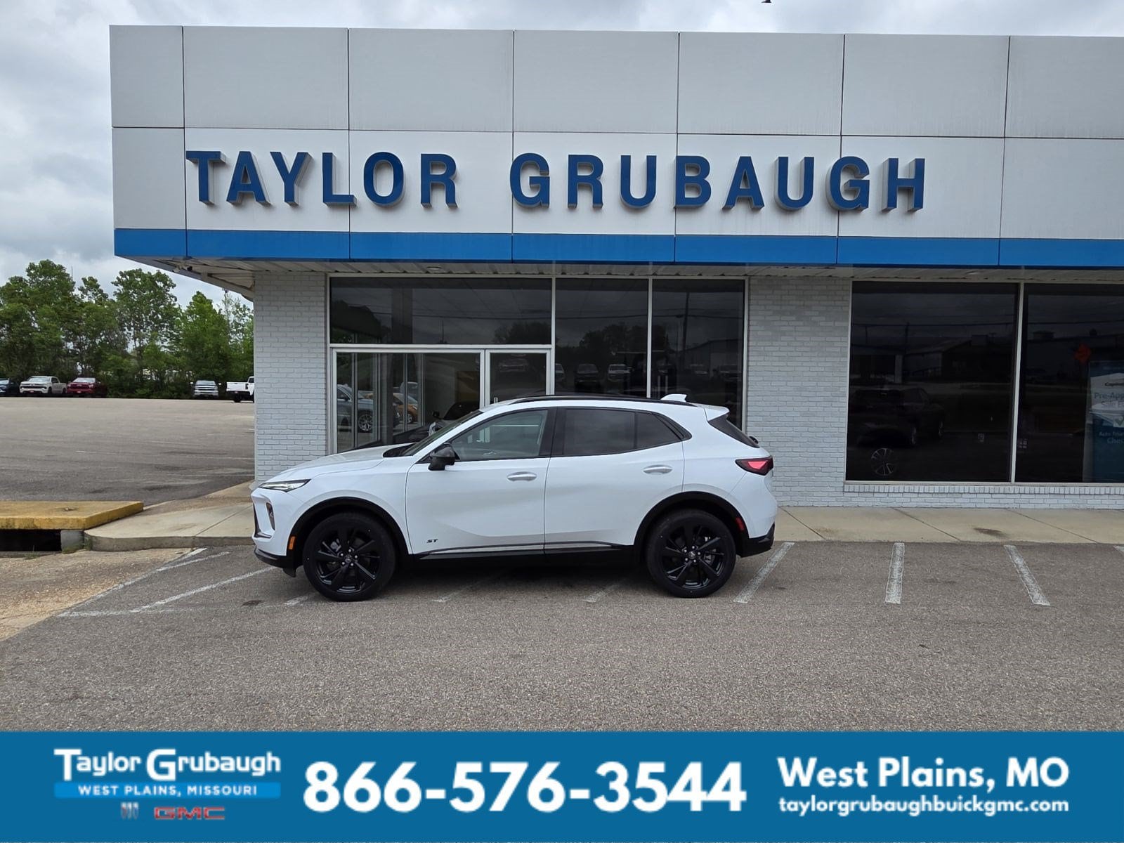 Iridescent White Tricoat 2026 Buick Envision SUV / Crossover All-Wheel Drive Automatic