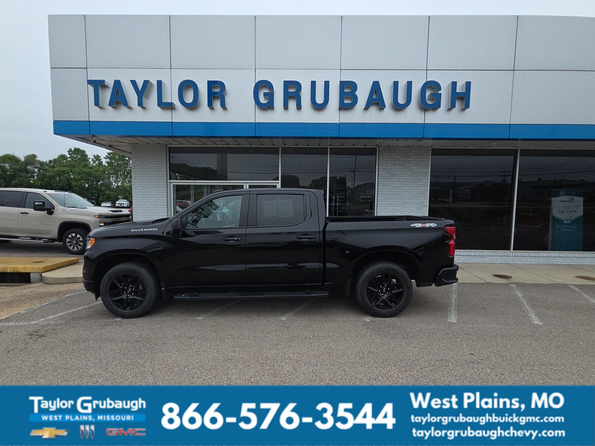 Black 2023 Chevrolet Silverado 1500 Pickup Truck Four-Wheel Drive Automatic