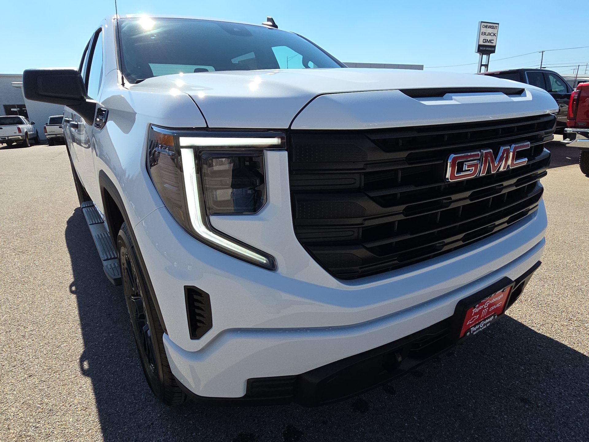 2026 GMC Sierra 1500 Pro - Photo 13