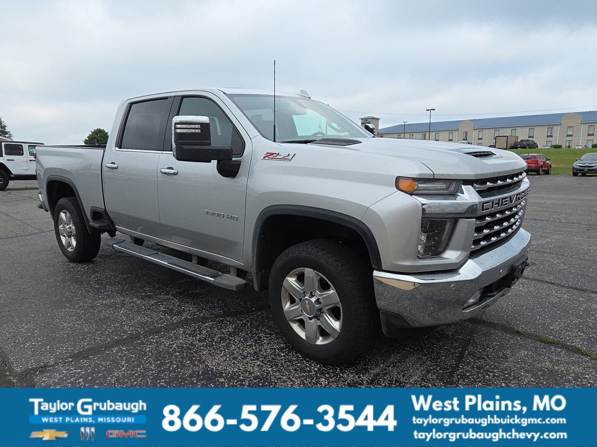 Silver Ice Metallic 2023 Chevrolet Silverado 3500HD Pickup Truck Four-Wheel Drive Automatic