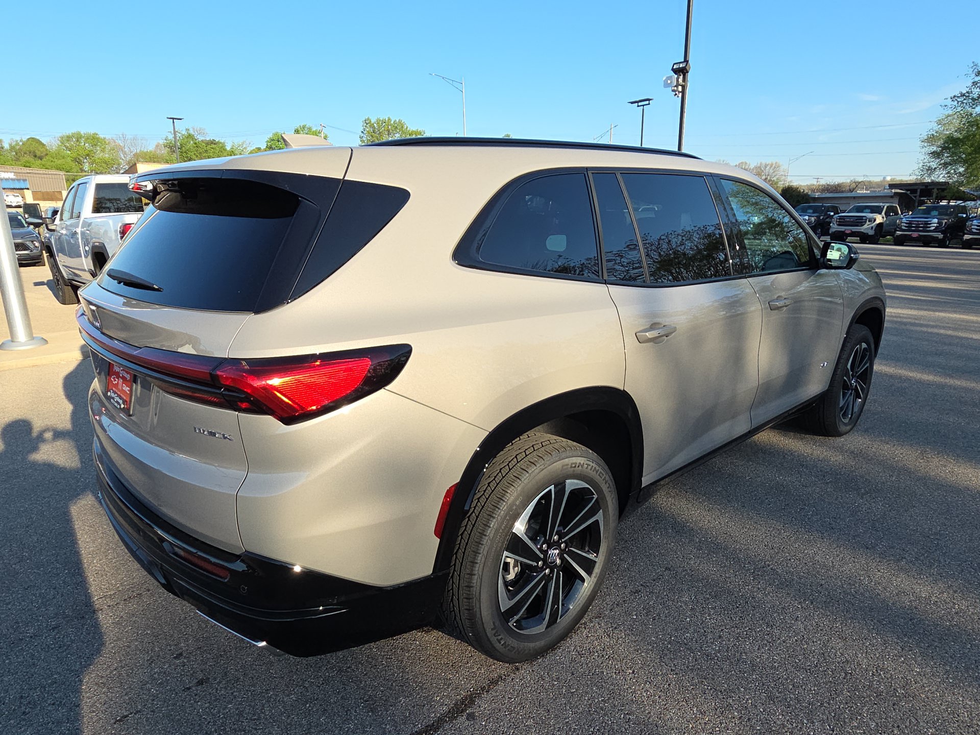 2026 Buick Enclave Sport Touring - Photo 8
