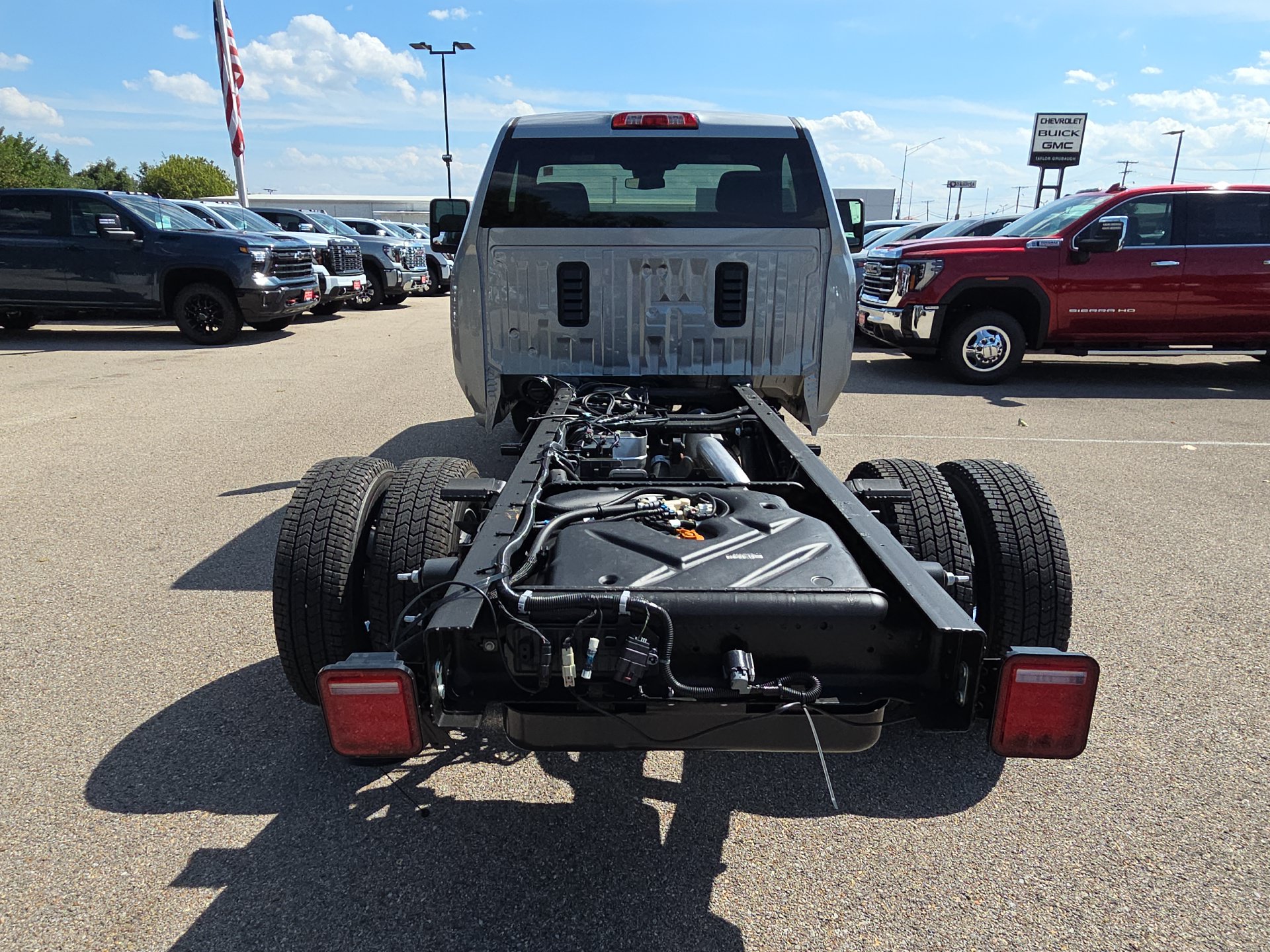 2026 GMC Sierra 3500 Chassis Cab SLE - Photo 6
