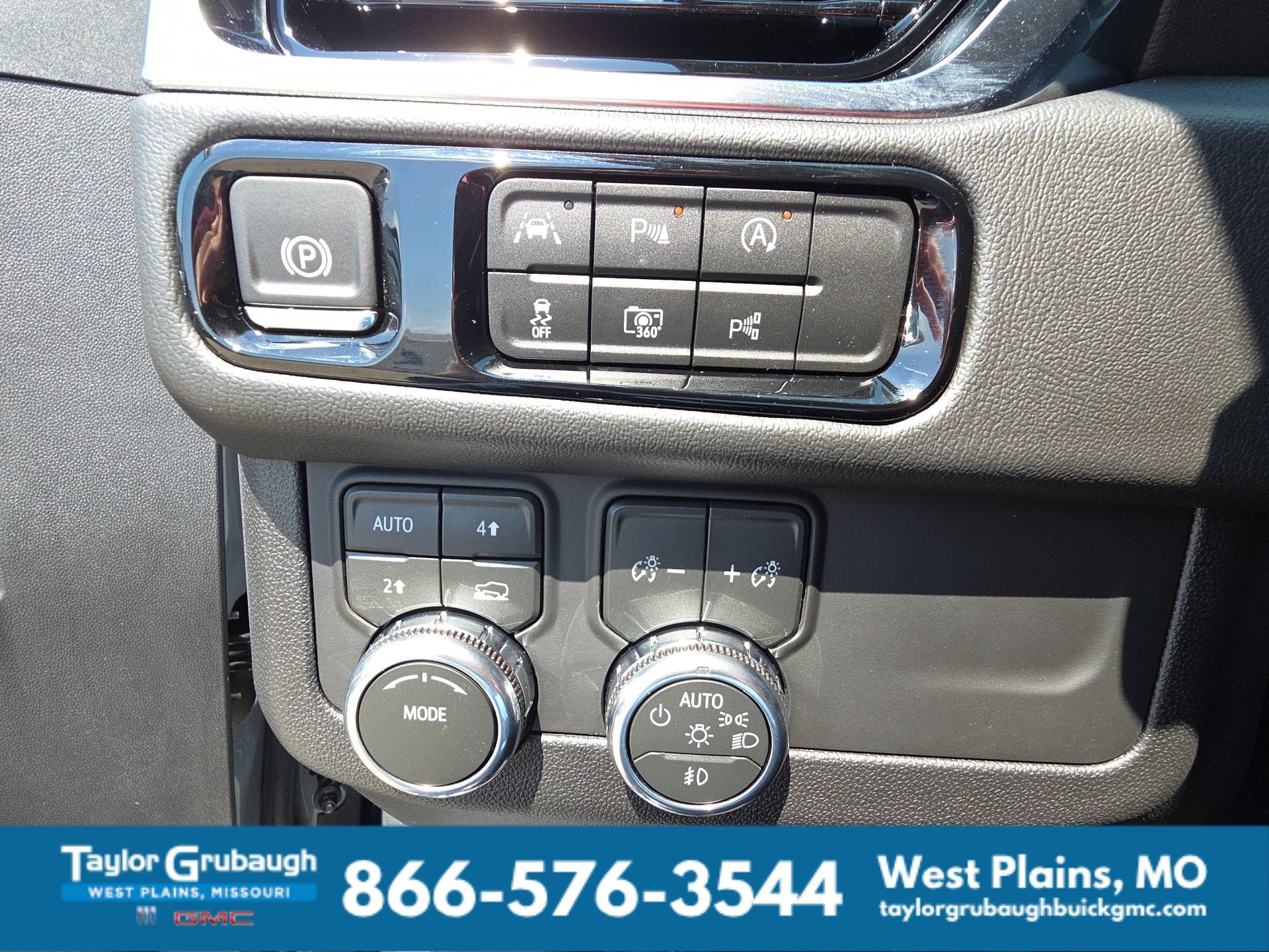 2026 GMC Yukon XL Denali - Photo 20