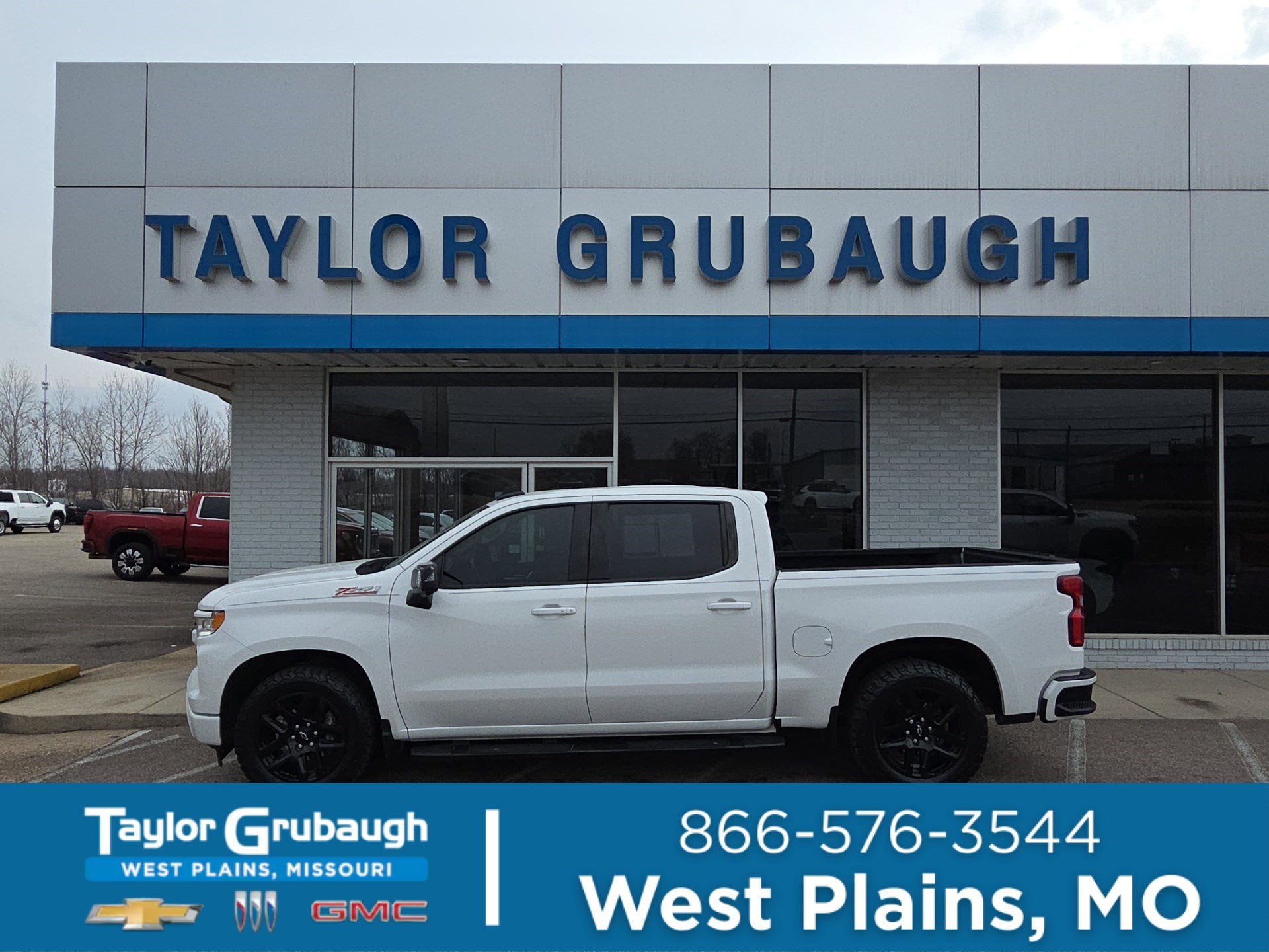 2022 Chevrolet Silverado 1500 RST Crew Cab 4WD