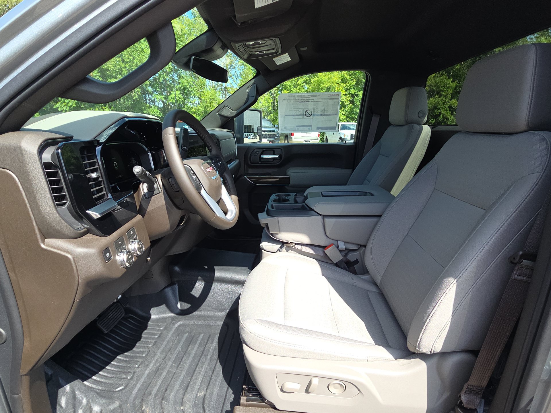 2026 GMC Sierra 3500 Chassis Cab SLE - Photo 16