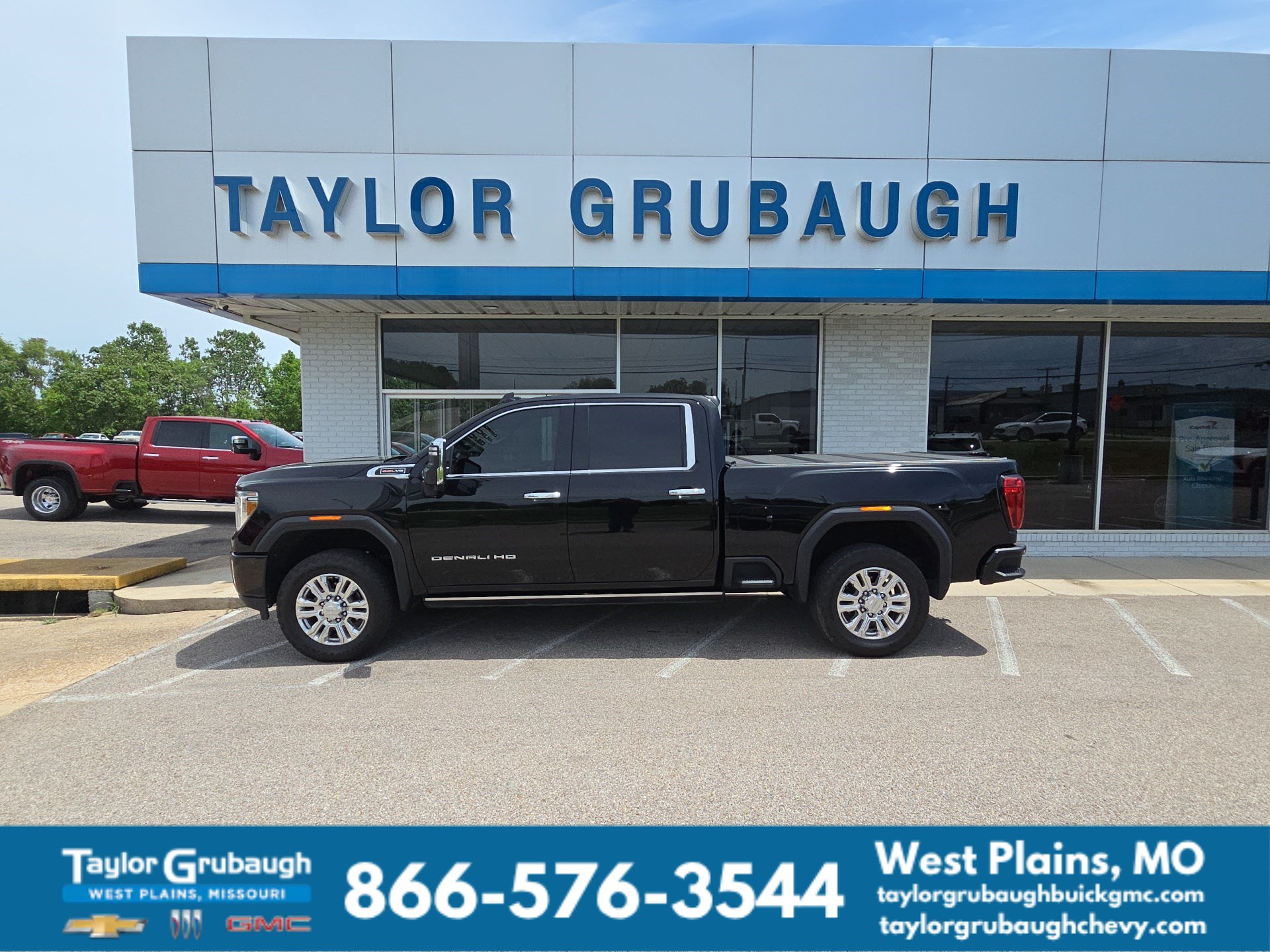 2023 GMC Sierra 2500HD Denali Crew Cab 4WD
