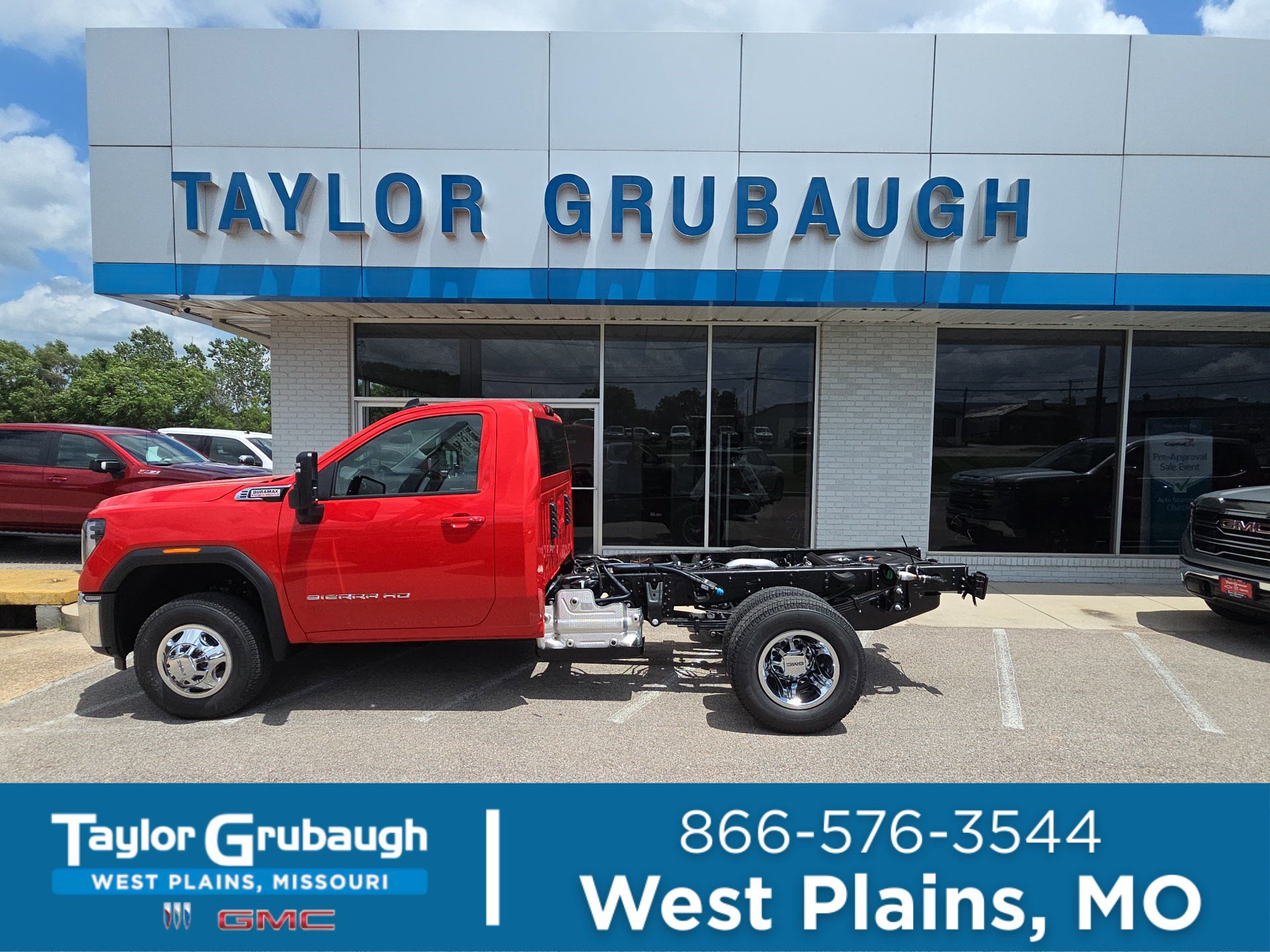 Cardinal Red 2026 GMC Sierra 3500HD Chassis SLE Regular Cab 4WD Pickup Truck Four-Wheel Drive Automatic