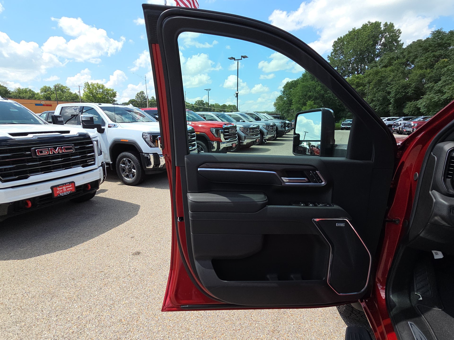 2026 GMC Sierra 2500HD SLT - Photo 13