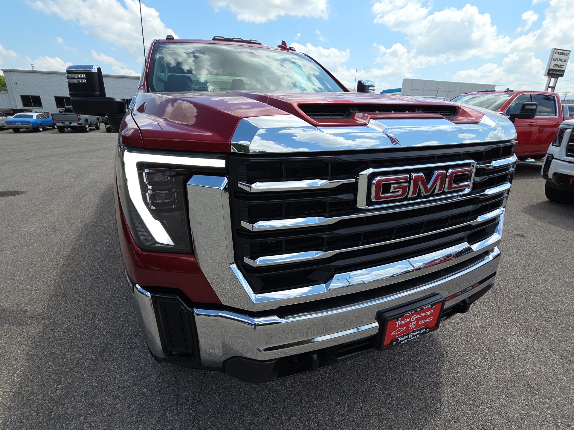 2026 GMC Sierra 2500HD SLT - Photo 12