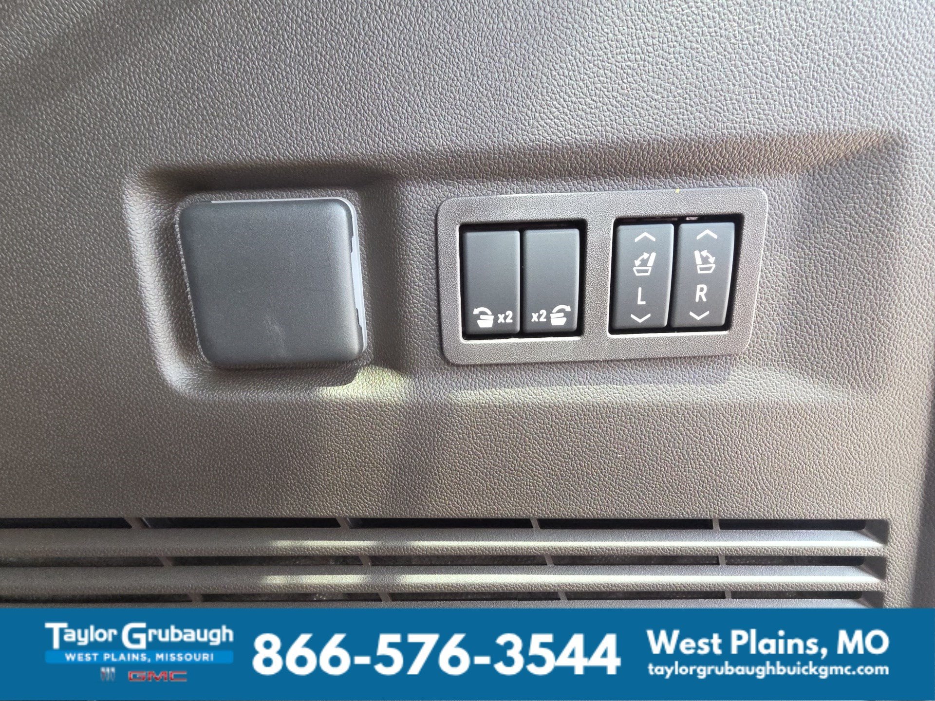 2026 GMC Yukon Elevation - Photo 33