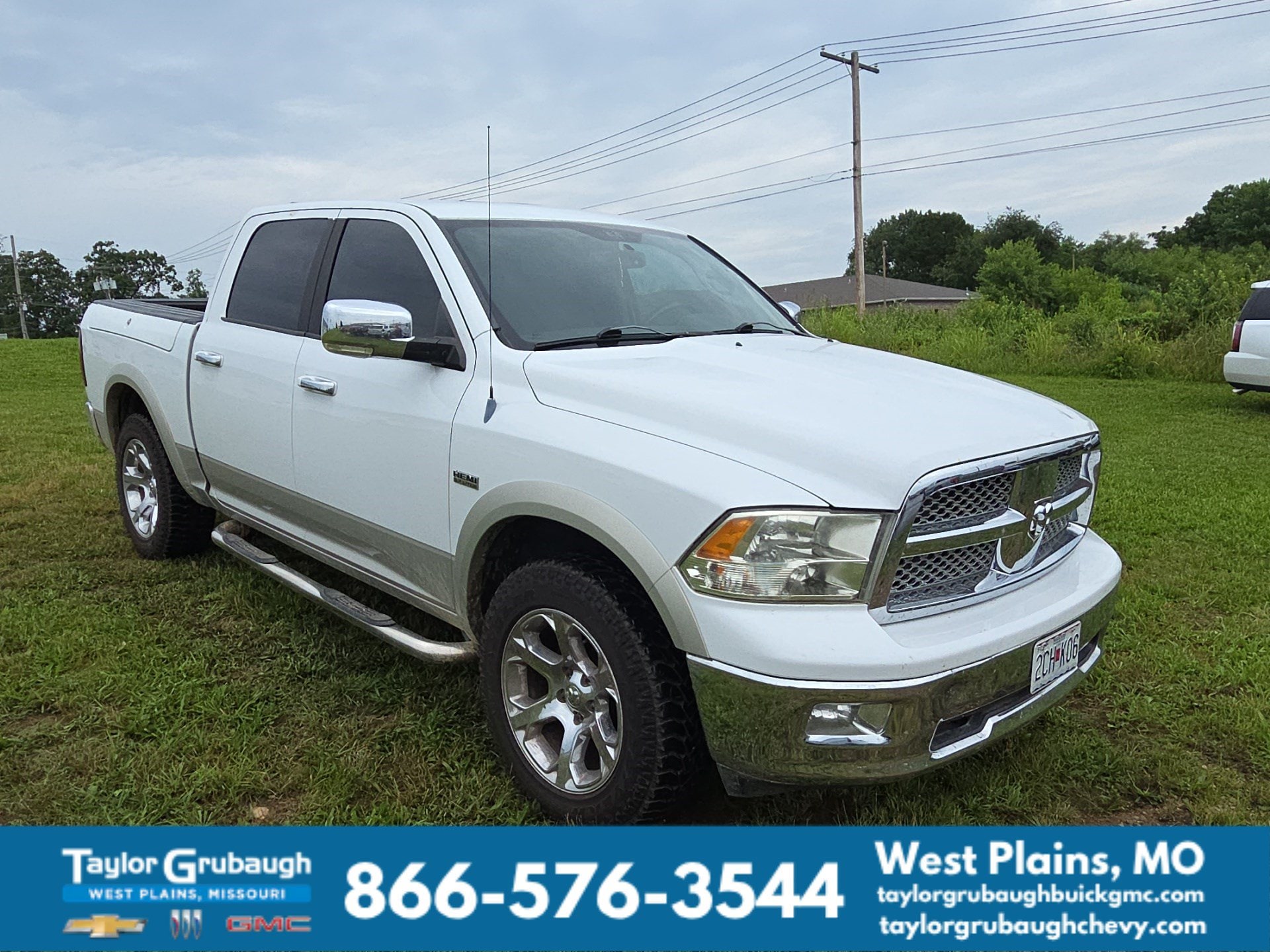 White 2010 Dodge RAM 1500 Pickup Truck Four-Wheel Drive Automatic