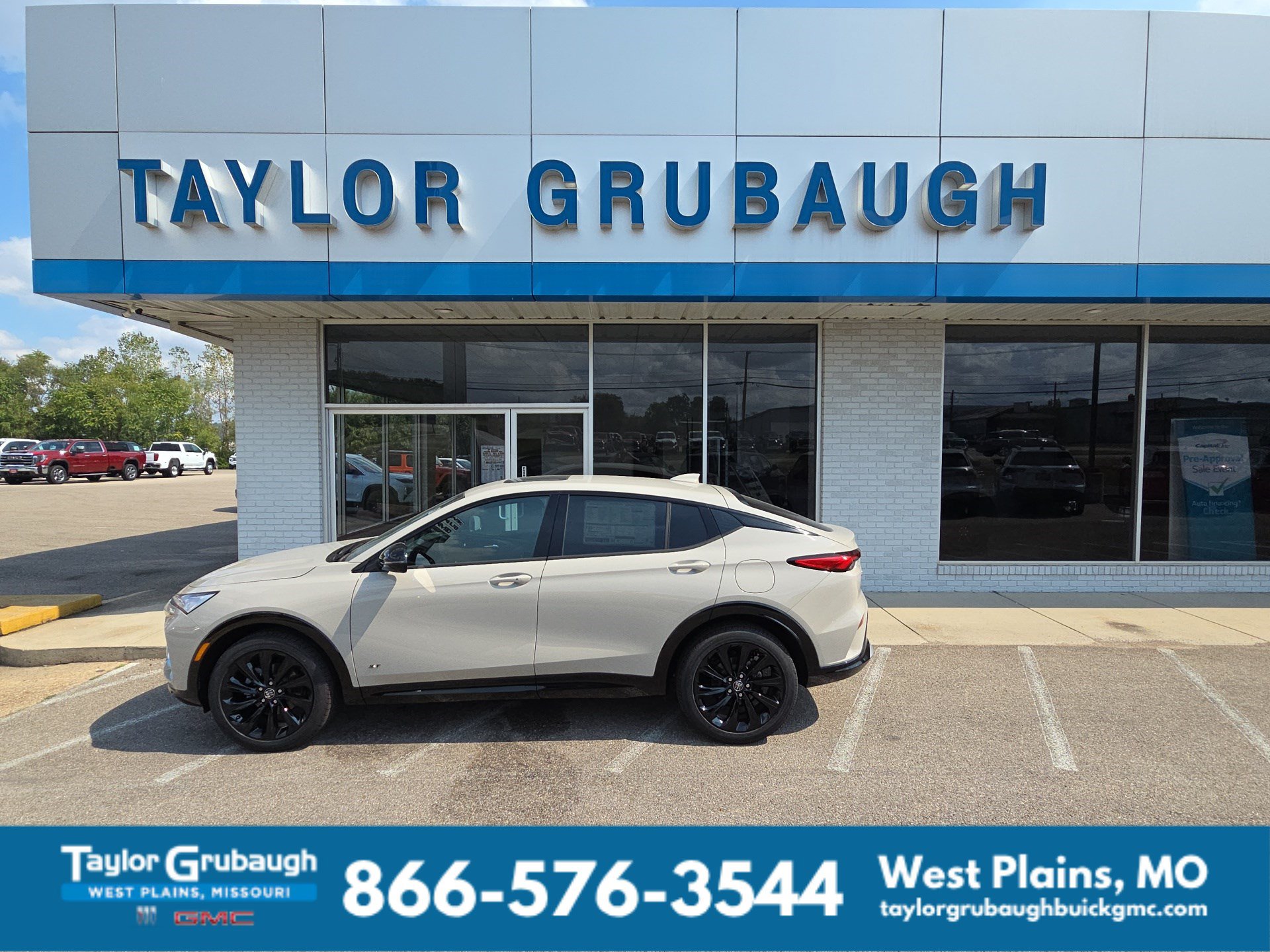 Ceramic 2026 Buick Envista SUV / Crossover Front-Wheel Drive Automatic
