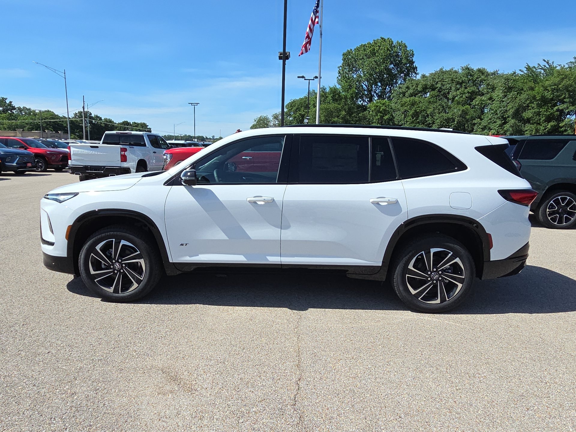 2026 Buick Enclave Sport Touring - Photo 6