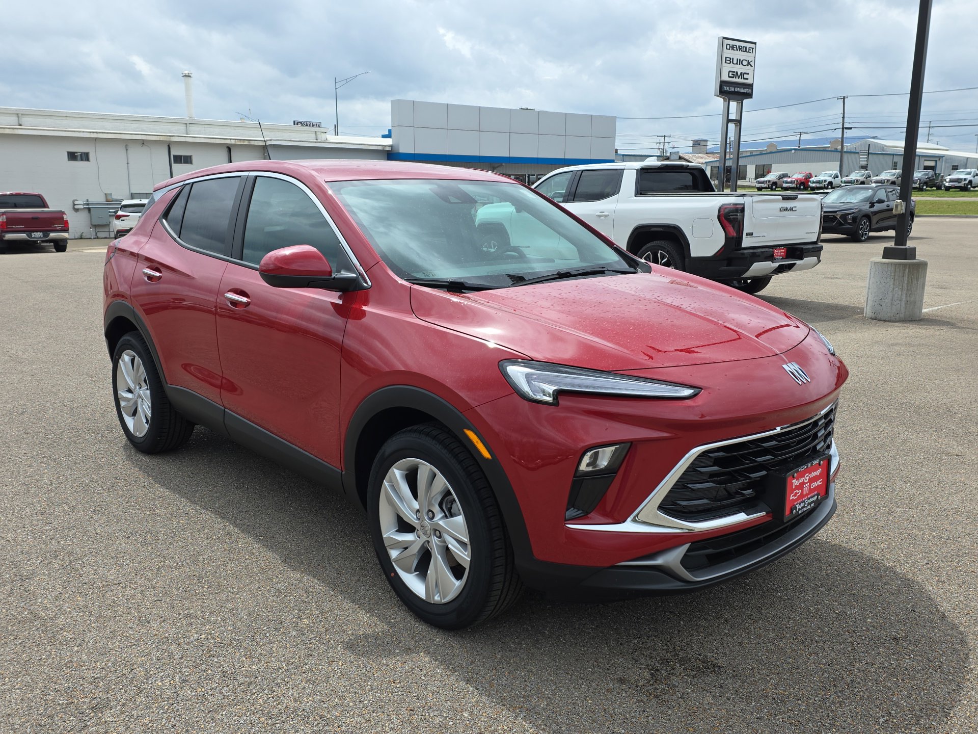 View vehicle photo 2