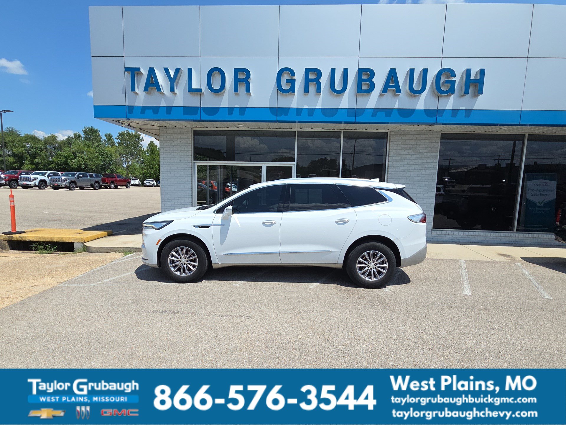 Summit White 2022 Buick Enclave SUV / Crossover Front-Wheel Drive Automatic