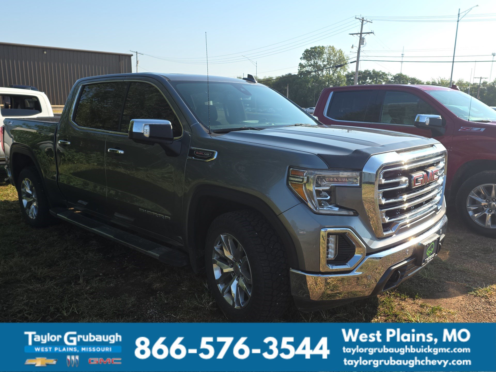 2022 GMC Sierra 1500 Limited SLT Crew Cab 4WD