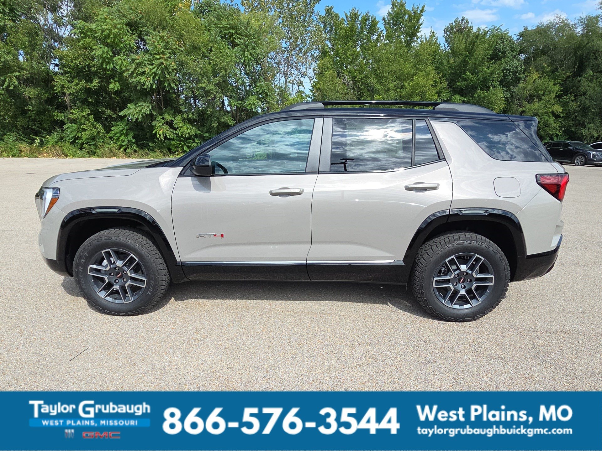 2027 GMC Terrain AT4 - Photo 5