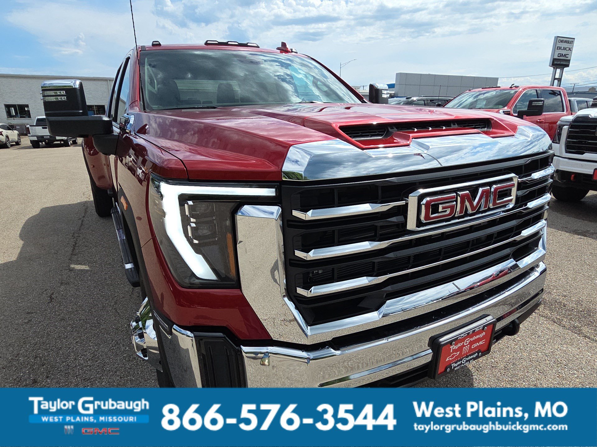 2026 GMC Sierra 3500HD SLT - Photo 13