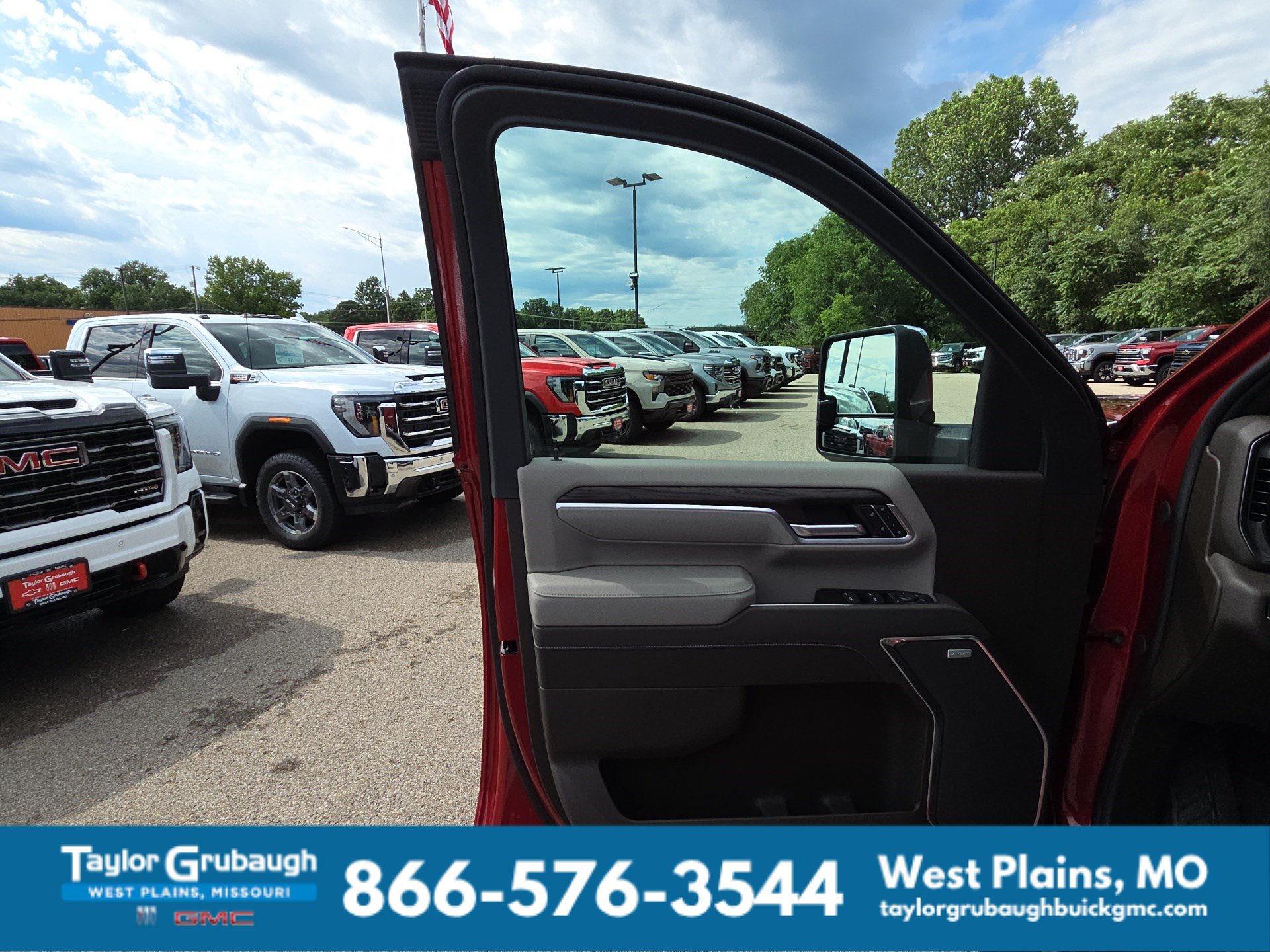 2026 GMC Sierra 3500HD SLT - Photo 14