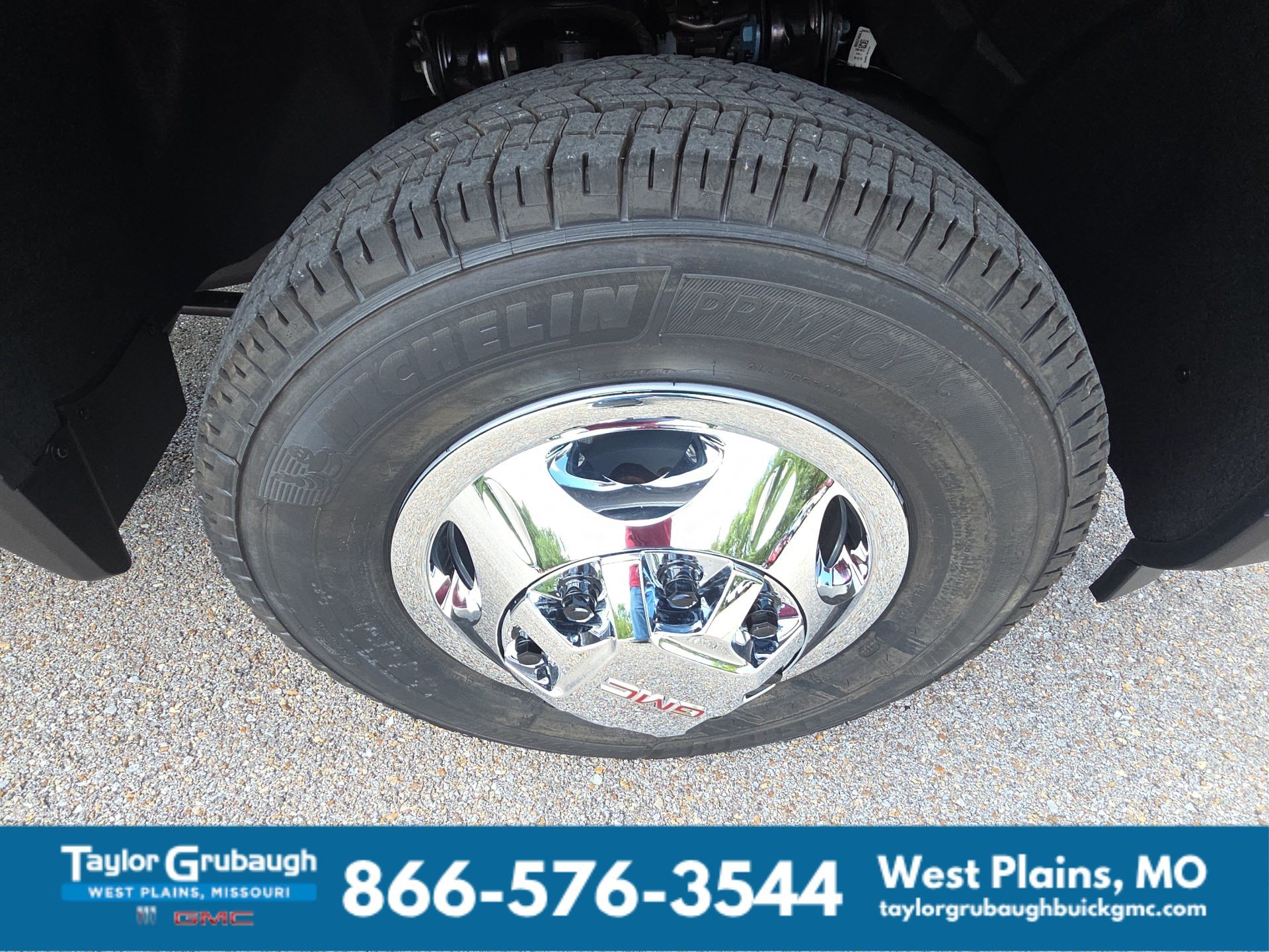 2026 GMC Sierra 3500 Chassis Cab SLE - Photo 11