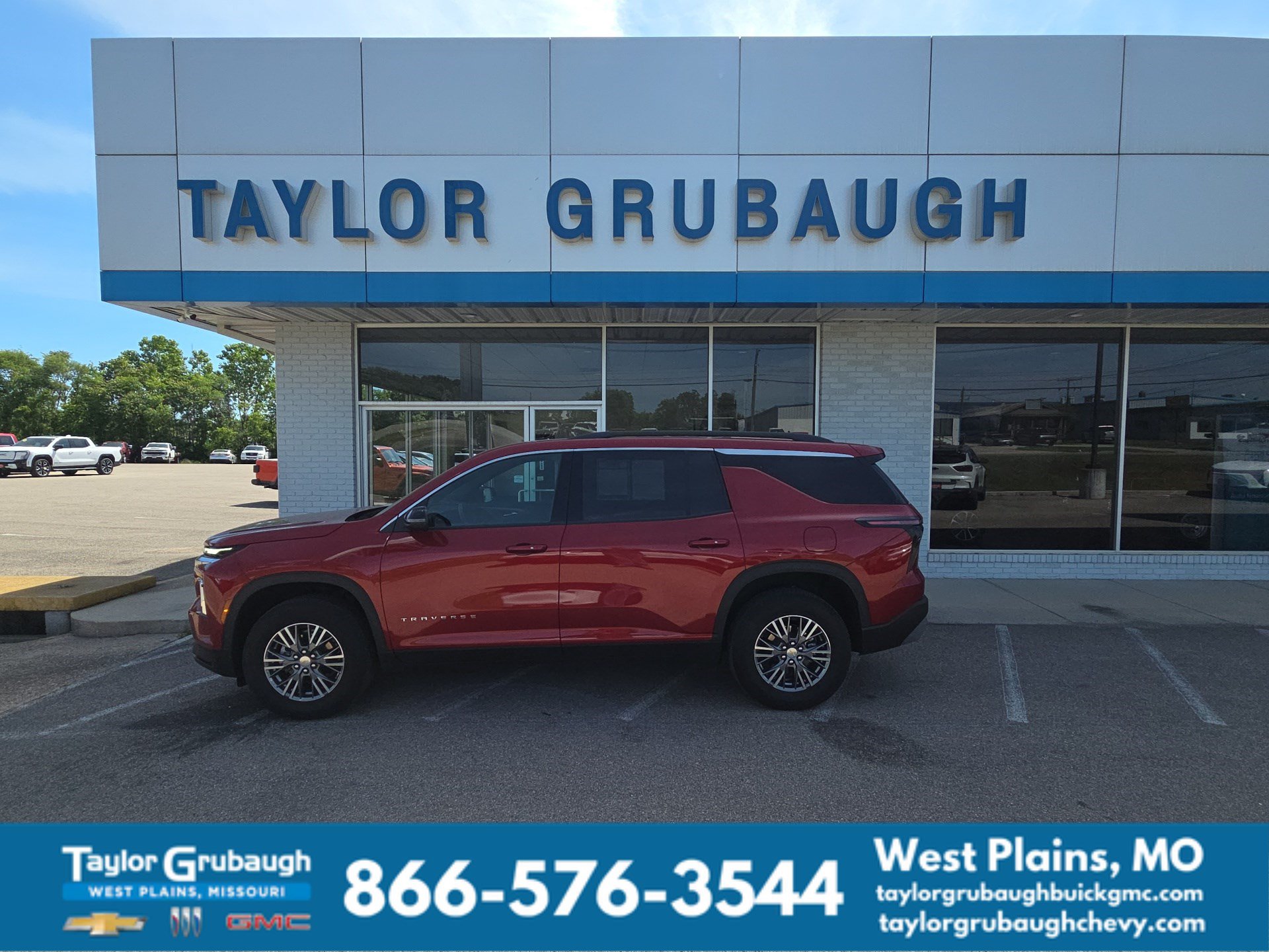 Radiant Red Tintcoat 2026 Chevrolet Traverse SUV / Crossover Four-Wheel Drive Automatic