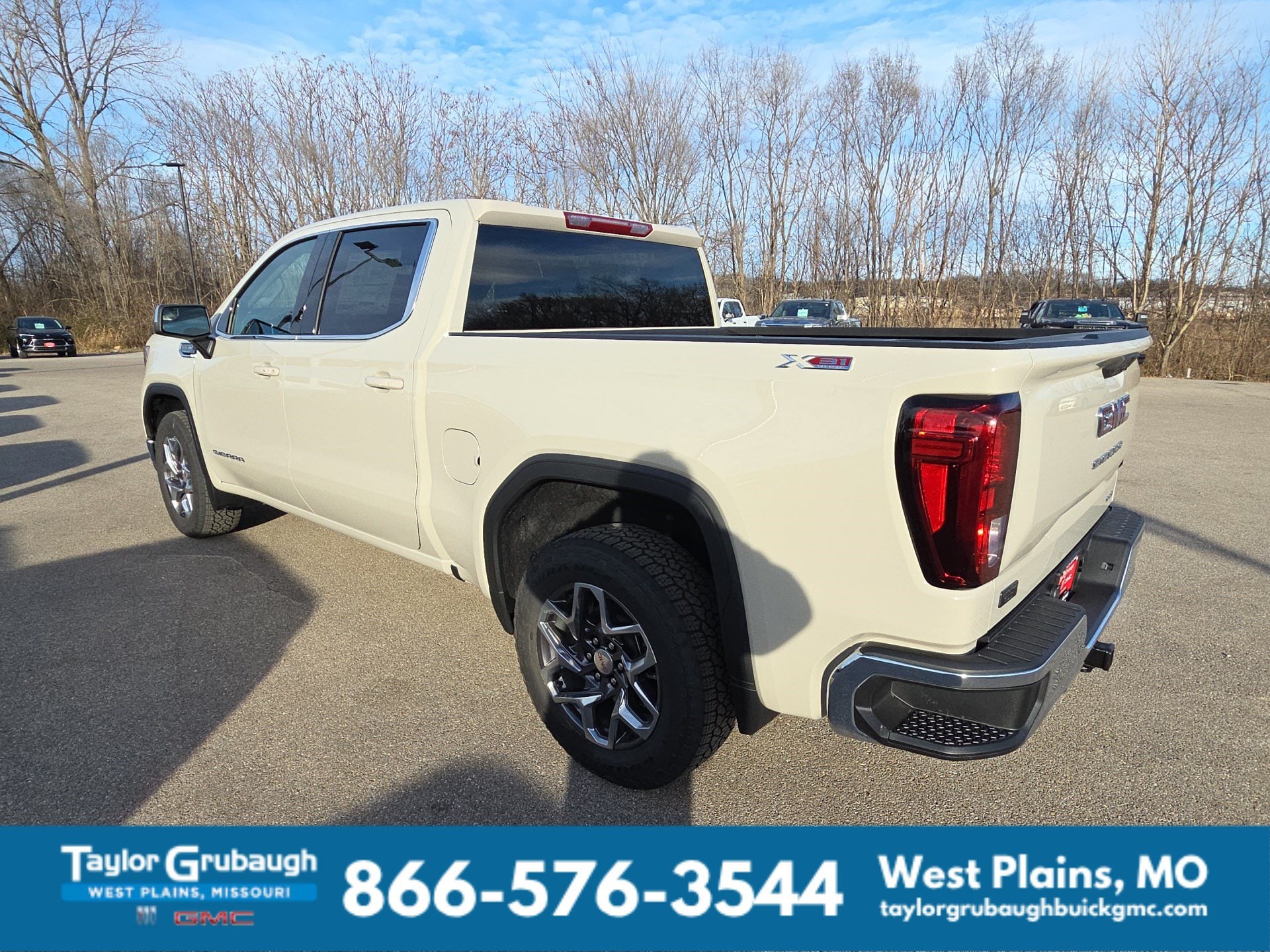2026 GMC Sierra 1500 SLE - Photo 6