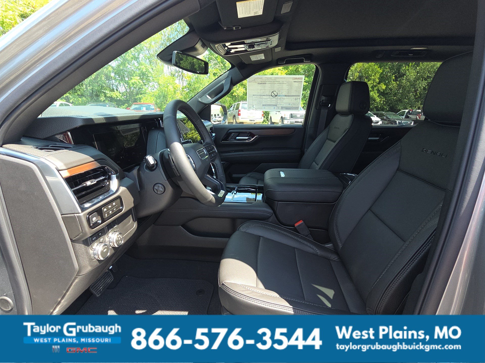 2026 GMC Yukon XL Denali - Photo 15