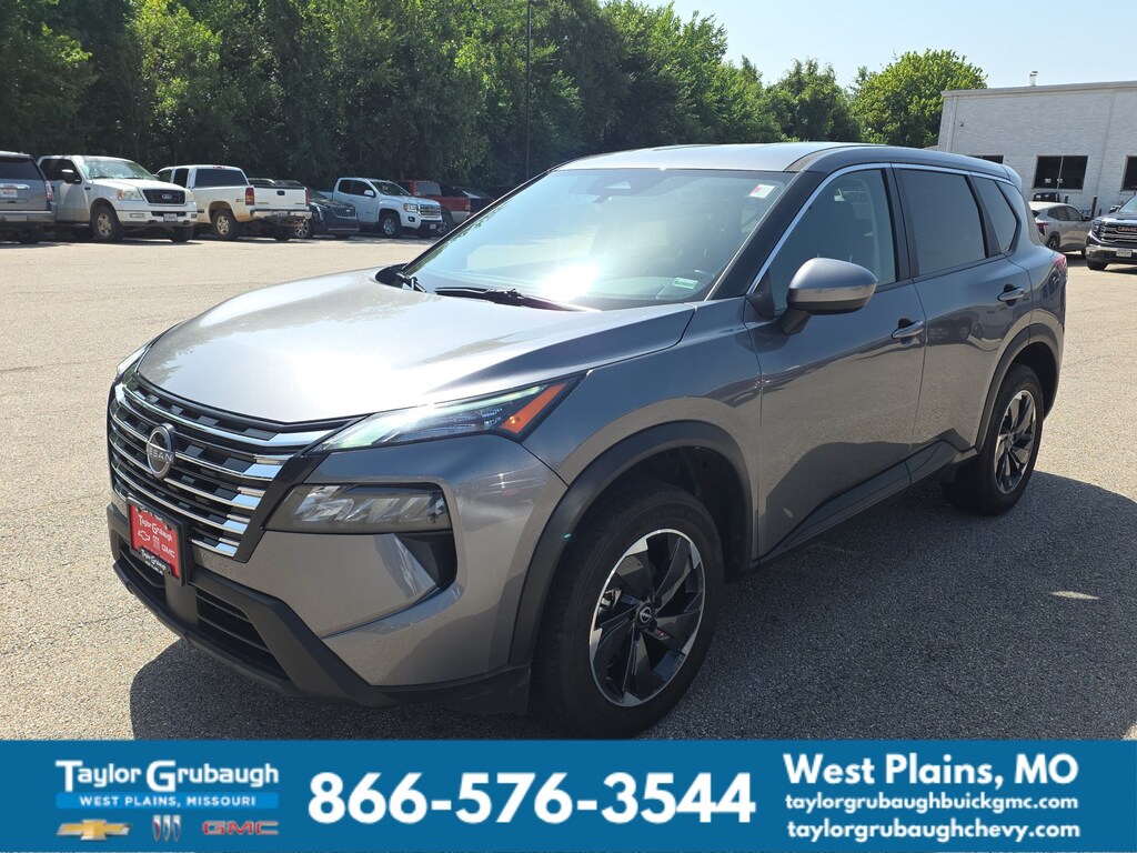 Used 2025 Nissan Rogue SV