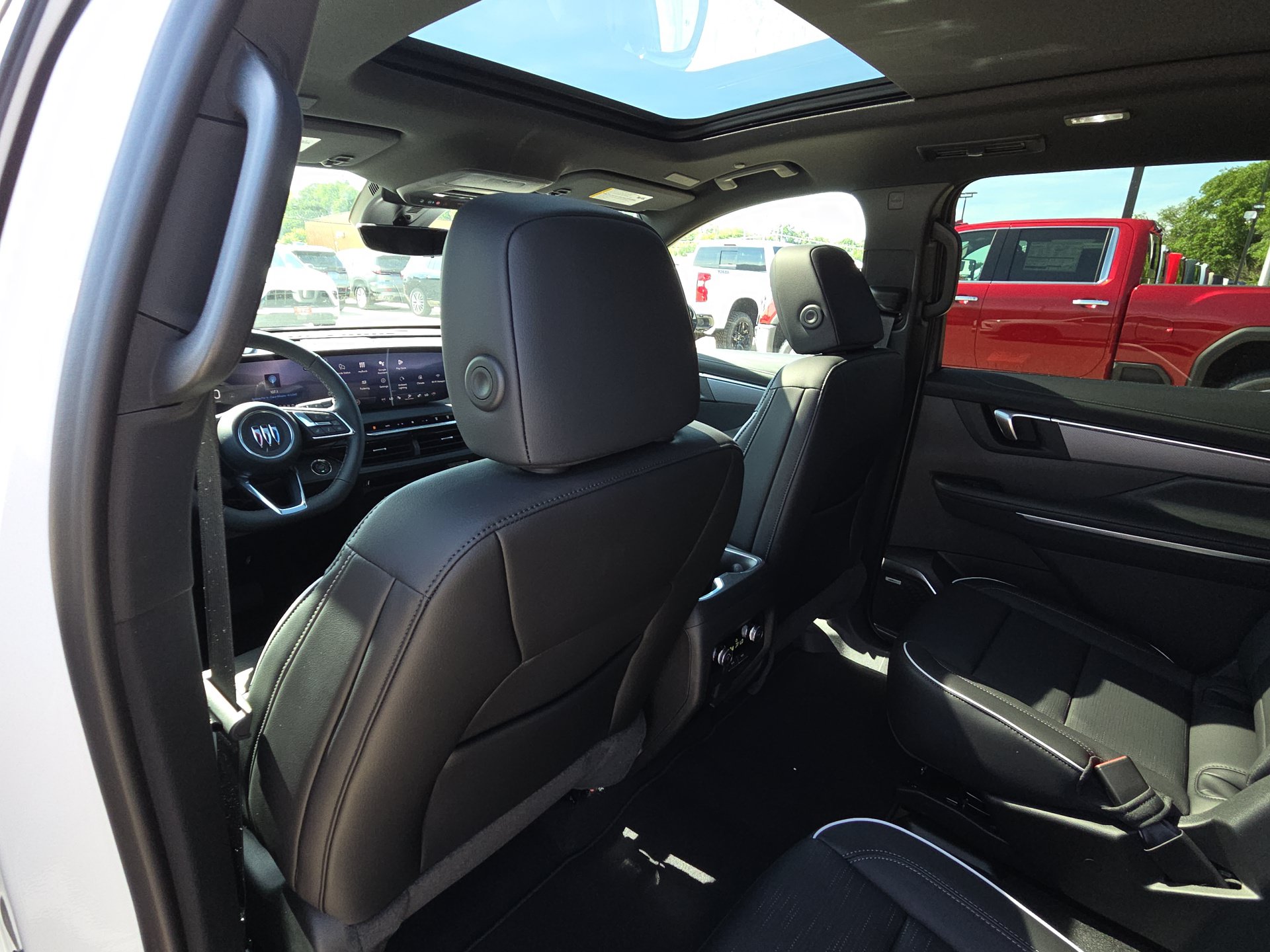 2026 Buick Enclave Sport Touring - Photo 29