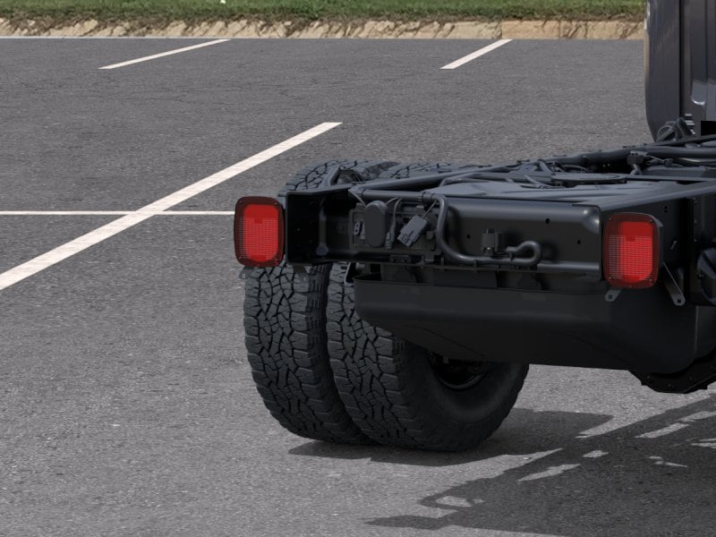 2026 GMC Sierra 3500 Chassis Cab SLE - Photo 42