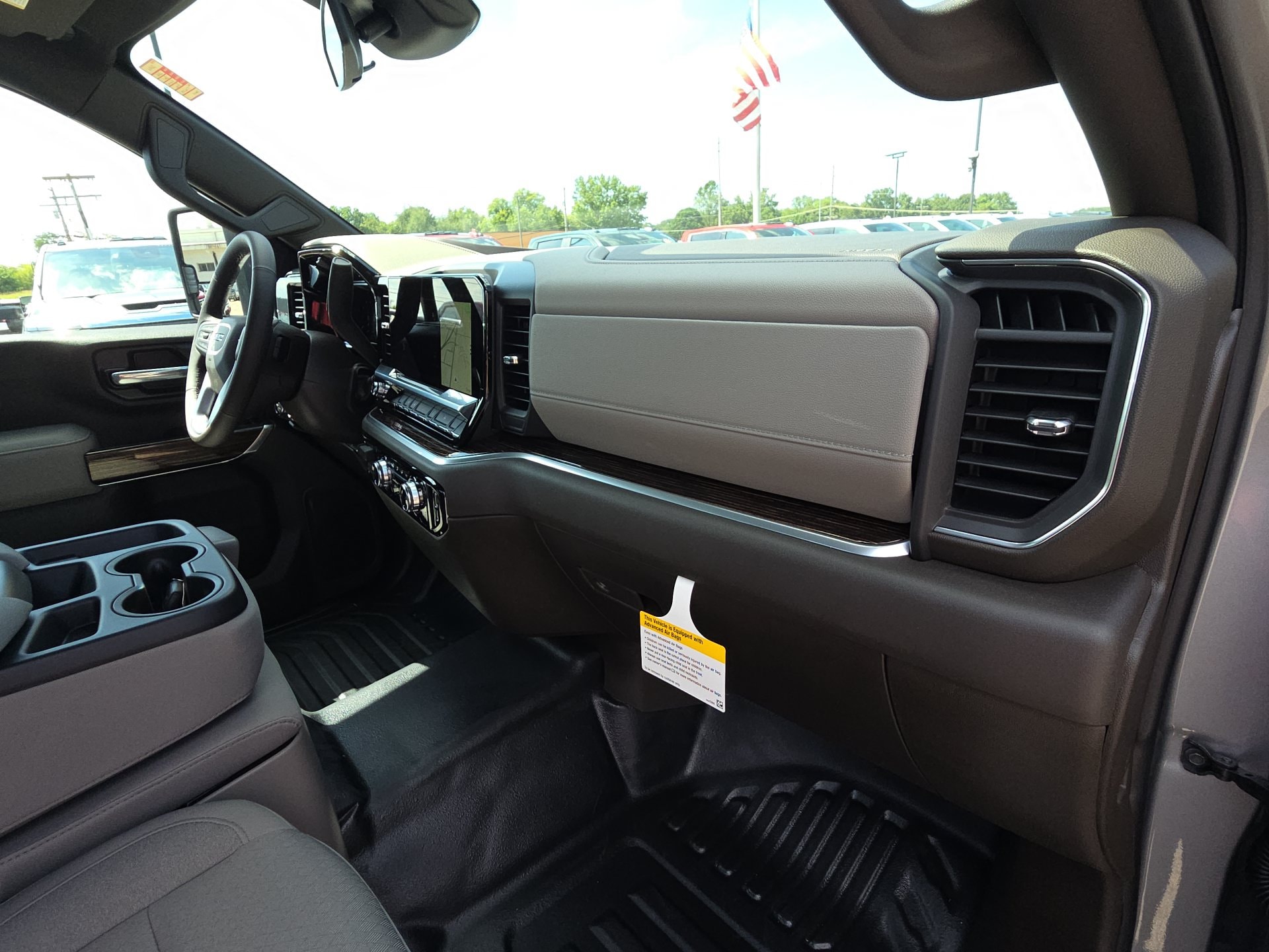 2026 GMC Sierra 3500 Chassis Cab SLE - Photo 29