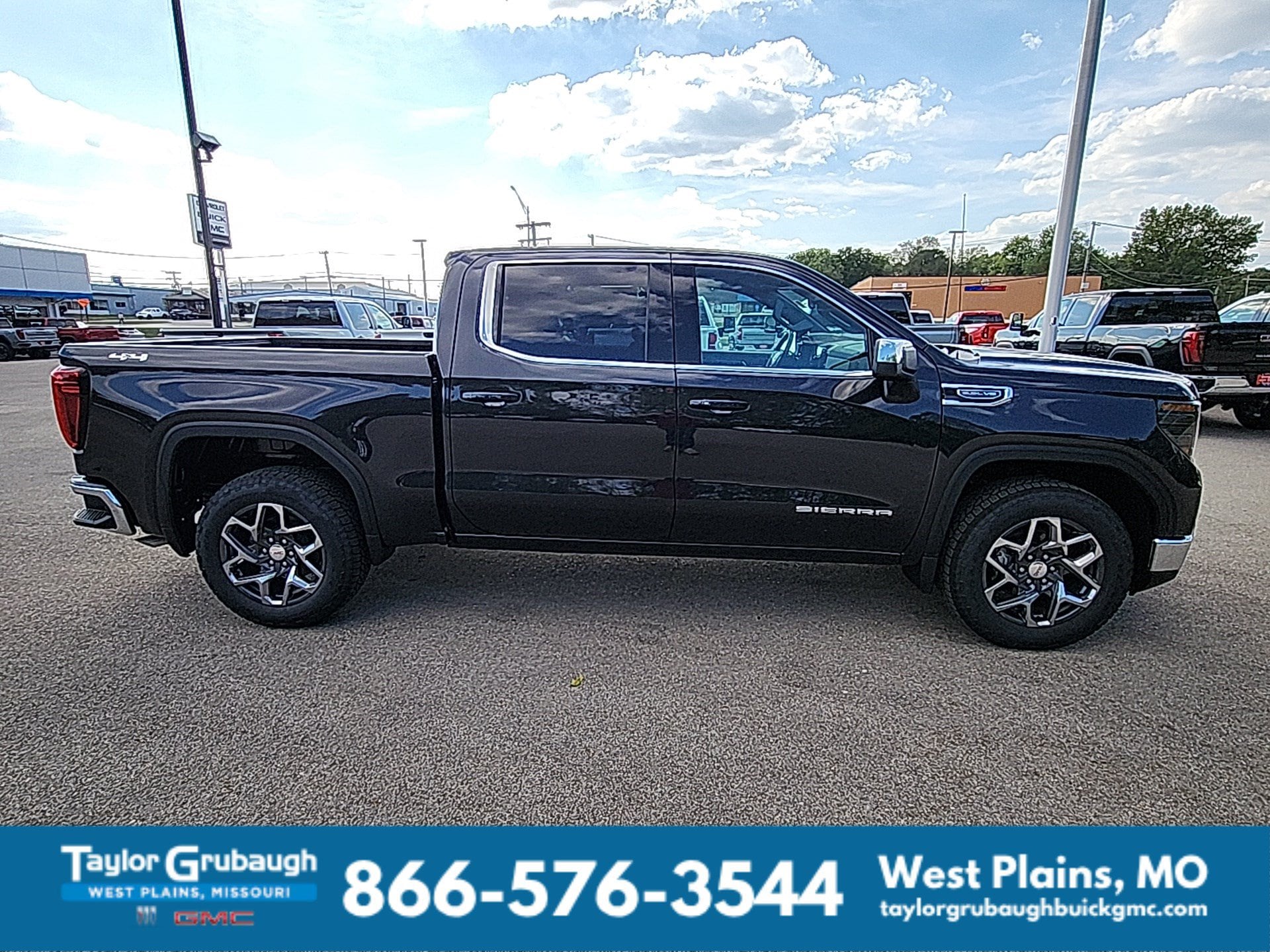 2026 GMC Sierra 1500 SLE - Photo 11